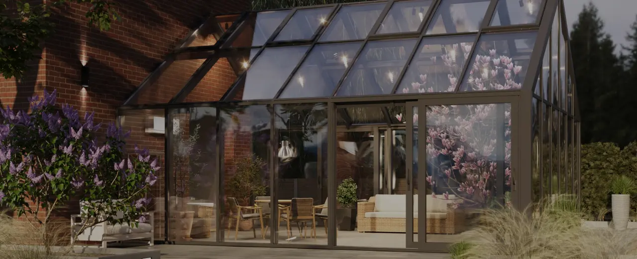 Остекление зимних садов: как выбрать правильную систему для круглогодичного комфорта