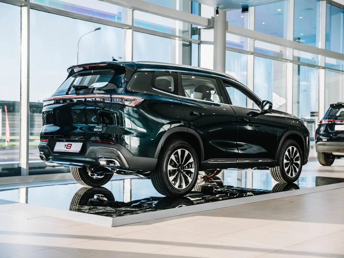 TENET T8: китайский кроссовер, который хочет быть и внедорожником, и купе